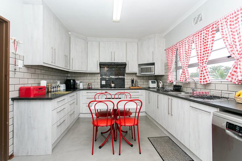 4 Bedroom Property for Sale in Eden Park Western Cape